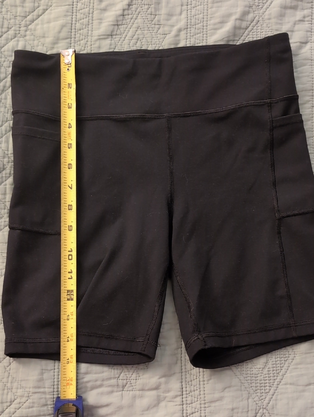 Gap GapFit High Rise Blackout Bike Shorts Pocket Shorts Size Small - Picture 6 of 9